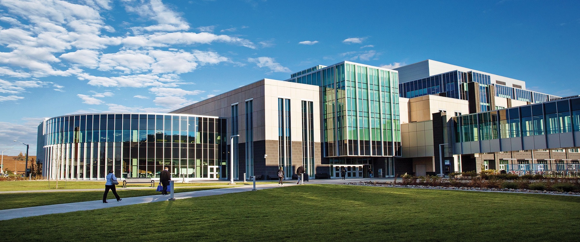 Bachelor of Technology in Technology Management at Northern Alberta Institute of Technology — Canada campus photo 1 | Red Star Immigration