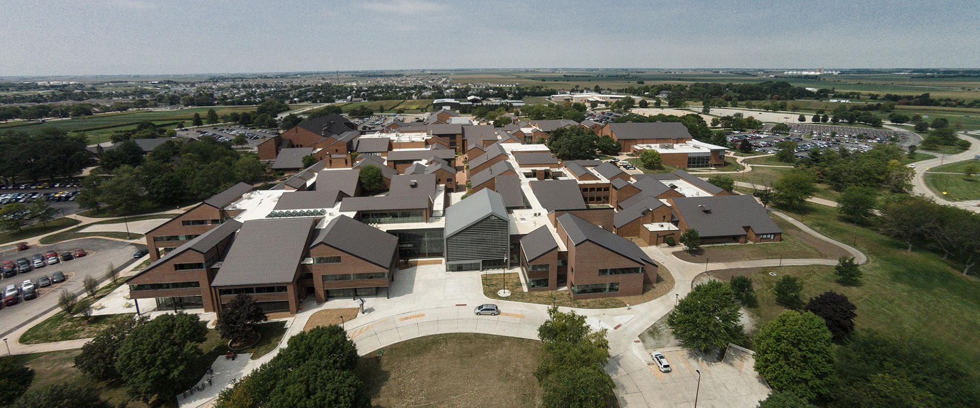 College Certificate - Office Administration at Parkland College — Canada campus photo 1 | Red Star Immigration