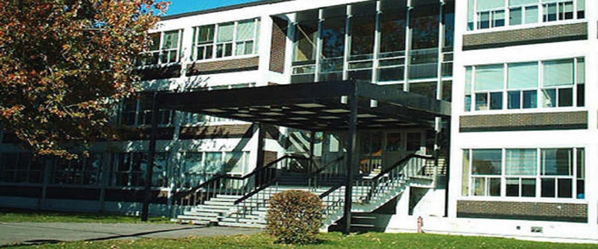 Diploma of Vocational Studies - Residential and Co at LBPSB - Sources Adult and Career Centre — Canada campus photo 1 | Red Star Immigration